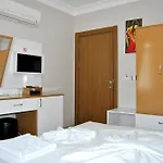 Otel Isabel Butik 4*