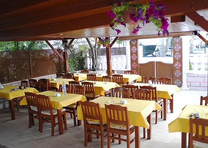 מלון Isabel Butik