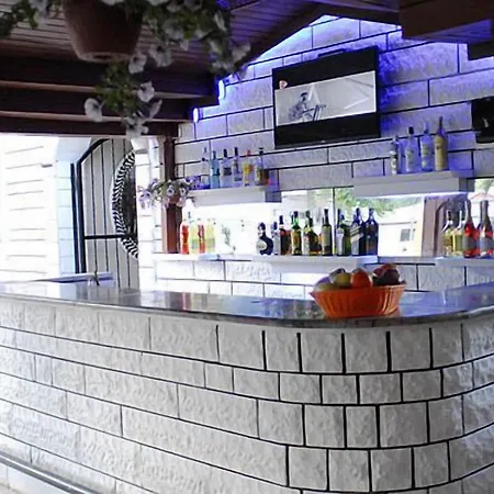 酒店 Isabel Butik 4*